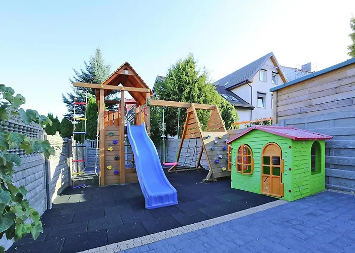 Comfortable Very Close To The アパート ウストロニエ・モルスキエ